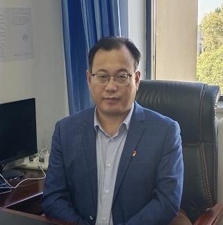 公保才旦：一壶青稞酒的厚度（组诗）