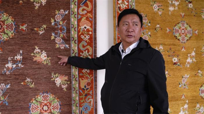 藏族企业家谈藏毯生意经：走向海外，融入更多民族文化2.jpg