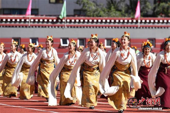 西藏昌都第十一届三江茶马文化艺术节开幕6.jpg
