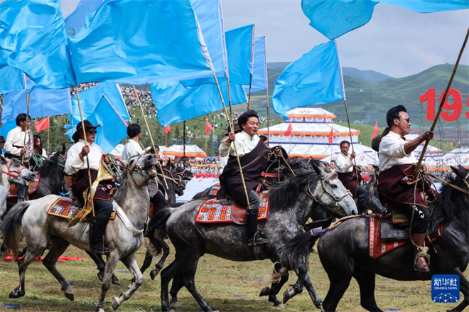 甘肃省甘南藏族自治州庆祝成立70周年6.jpg