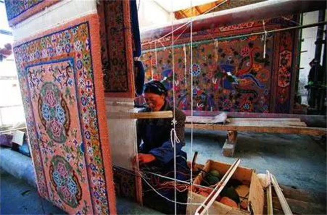 雪堆白：古老西藏手工艺术成就的最高标志1.jpg