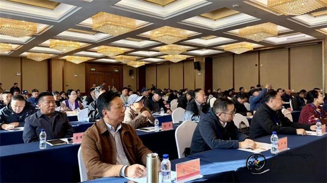 全国藏语文媒体协作会在拉萨开幕2.jpg
