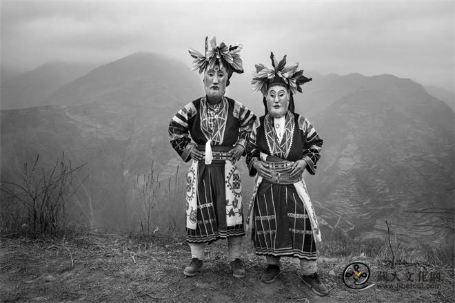 藏地影像闪耀甘南草原 第二届玛曲摄影节如期而至8.jpg