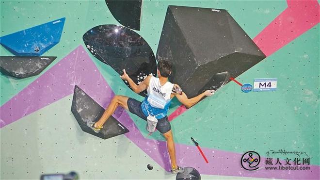 攀岩比赛攀石决赛——西藏运动员桑珠尼玛获第七名.jpg