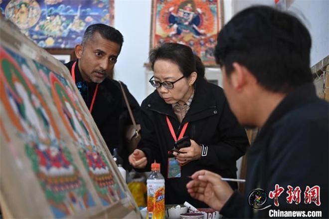 中外嘉宾甘南行 探秘高原藏地文旅新魅力5.jpg