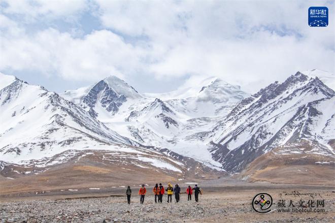 高海拔登山产业助力青藏高原旅游业发展1.jpg