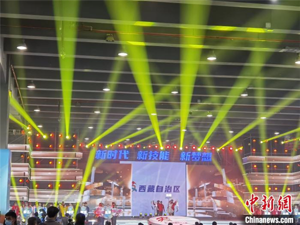 27名西藏参赛选手亮相第一届全国技能大赛2.jpg