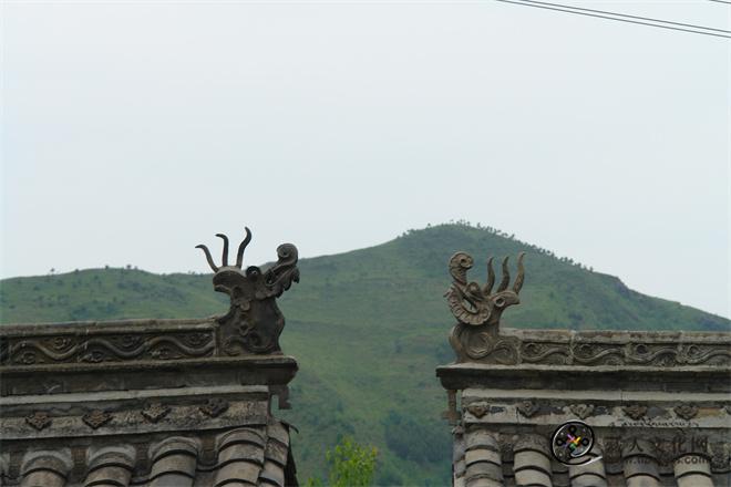 武都民居上的脊兽自然与龙凤有关.JPG