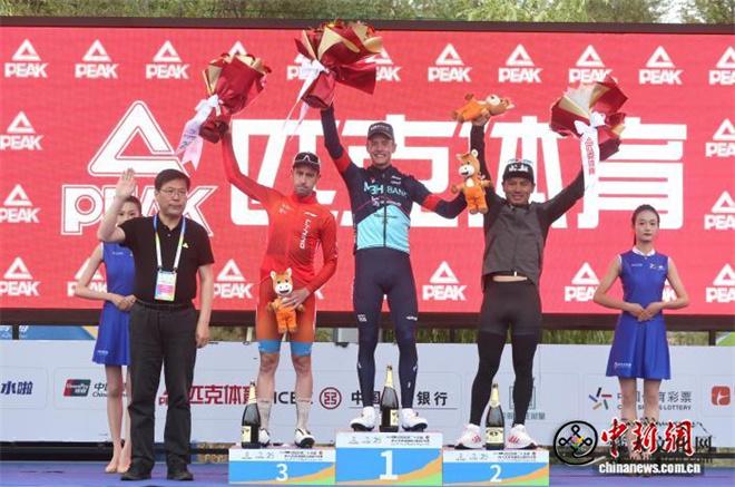 “环青赛”进入第五赛段：克里斯蒂安·巴加廷赢下赛段冠军7.jpg