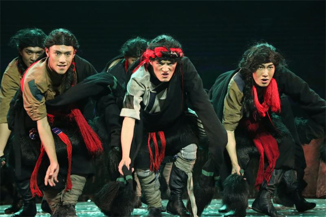 迪庆民族歌舞史诗剧《梦·世界的香格里拉》在昆明剧院震撼上演3.jpg