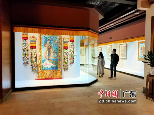 80余幅国家级非遗大师唐卡作品广东省东莞市展出1.jpg