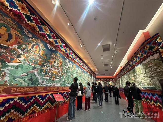 唐卡《吐蕃赞普世系大唐卡金子明镜》亮相西藏1.jpg