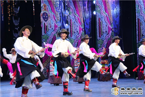 “金孔雀奖”中国非遗春晚选拔活动在云南迪庆举办