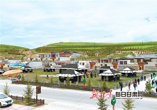 甘南州推进全域文化旅游产业发展纪实1.jpg