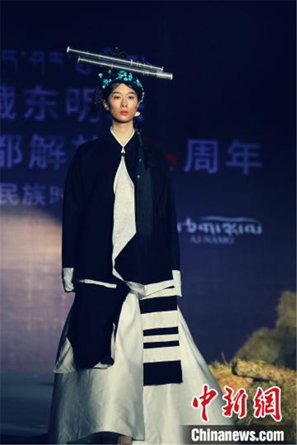 西藏藏东民族时装秀展服饰新魅力2.jpg