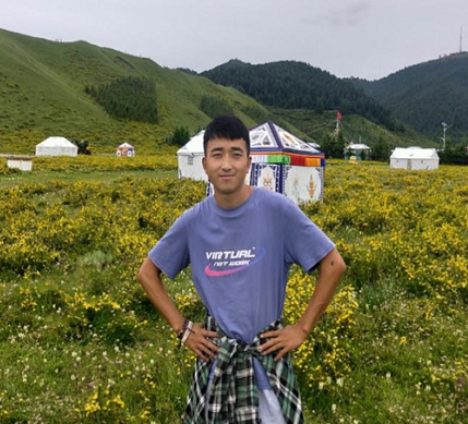 南央嘉波：村庄熟睡在幽深的夜里（组诗）
