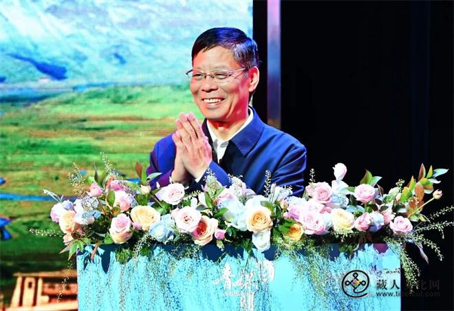 第六届青稞文学奖颁奖典礼在四川阿坝举办2.jpg