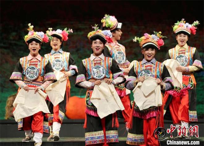 甘南藏族歌舞“出海”：原生态中引共鸣1.jpg