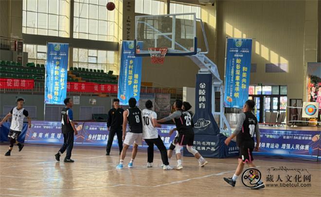 青海省海南州首届“青海湖杯”村BA开赛2.jpg