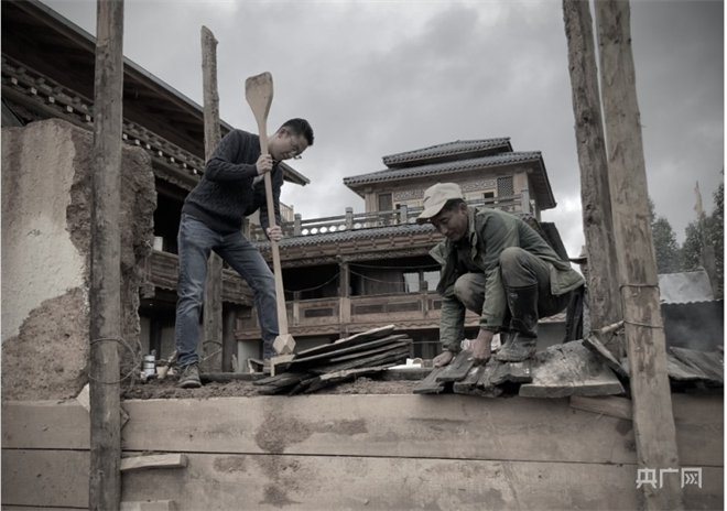 扎西培楚：新生代藏族创业青年的文化坚守3.jpg