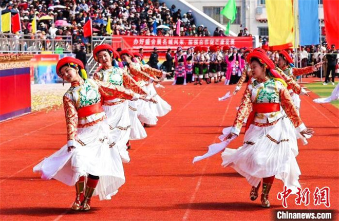 西藏昌都第九届三江茶马文化艺术节(芒康会场)开幕1.jpg
