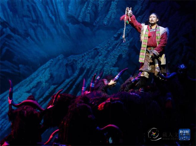 “中国西藏文化周”走进香港 民族歌舞剧《天边格桑花》广受欢迎2.jpg