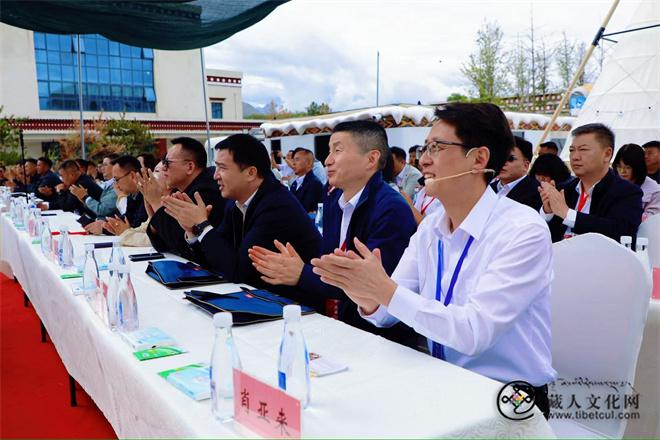 西藏啤酒节暨走进藏域臻品原产地活动在拉萨开幕3.jpg