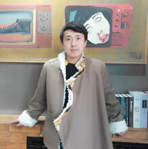岗路巴·完代克：简单的寂静（组诗）