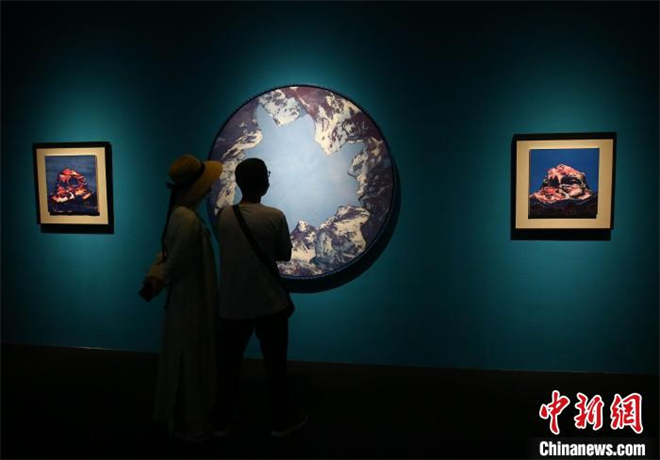 “合颂”唐卡非遗艺术展三亚开展1.jpg