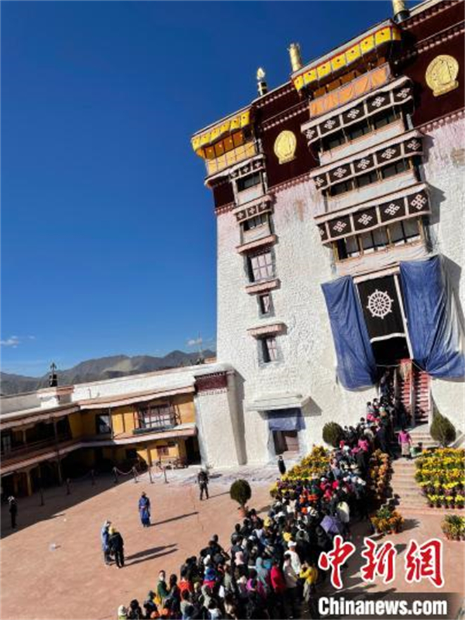 今年1月至9月 西藏接待海内外游客超3688万人次1.jpg