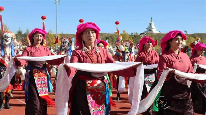 青海省第六届全民健身大会（海南赛区）暨海南州第八届农牧民（职工）运动会开幕3.jpg