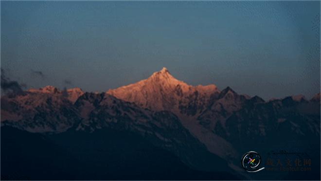 云南德钦：雪山迎客至 文旅人气旺1.jpg