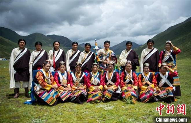 走进西藏高原感受藏族古老歌舞魅力4.jpg