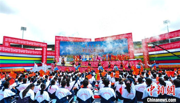 9月西藏多地举行特色文化活动促旅游发展1.jpg