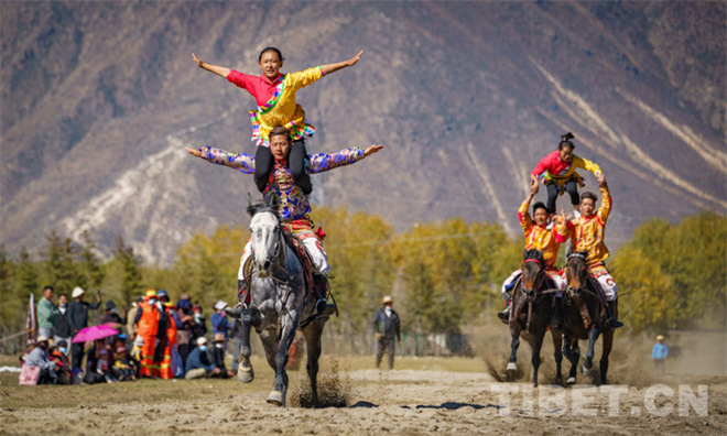 送体育下基层，西藏民族传统马术表演走进墨竹工卡县1.jpg