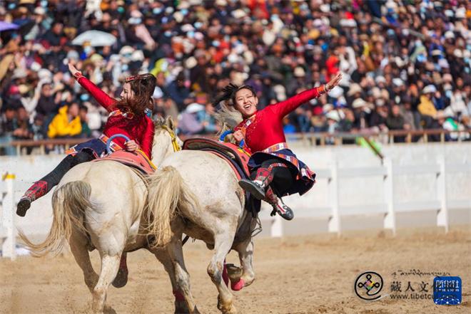 西藏拉萨举行民族传统马术表演暨民族赛马活动11.jpg