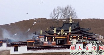 甘南合作卡加曼寺