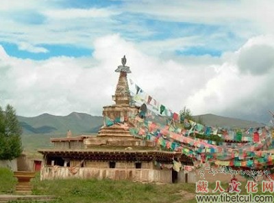 阿坝德格萨迦德普寺